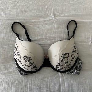 Victoria’s Secret Bra